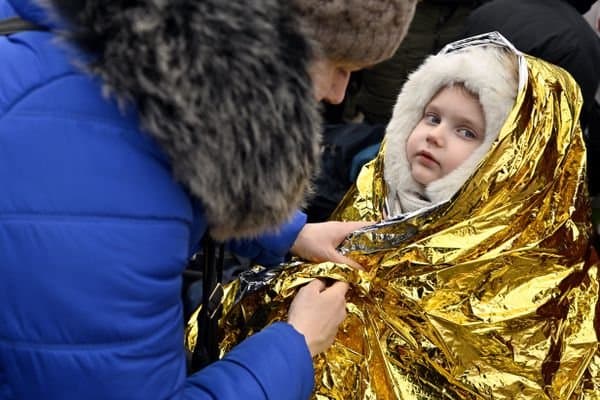 Guerre en Ukraine: plus de la moitié des enfants ont été déplacés