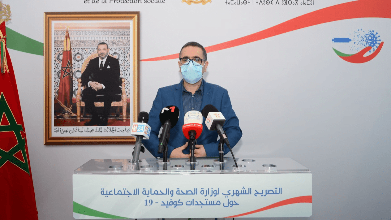 MAROC: Le ministère de la santé appelle à reprendre le port du masque.