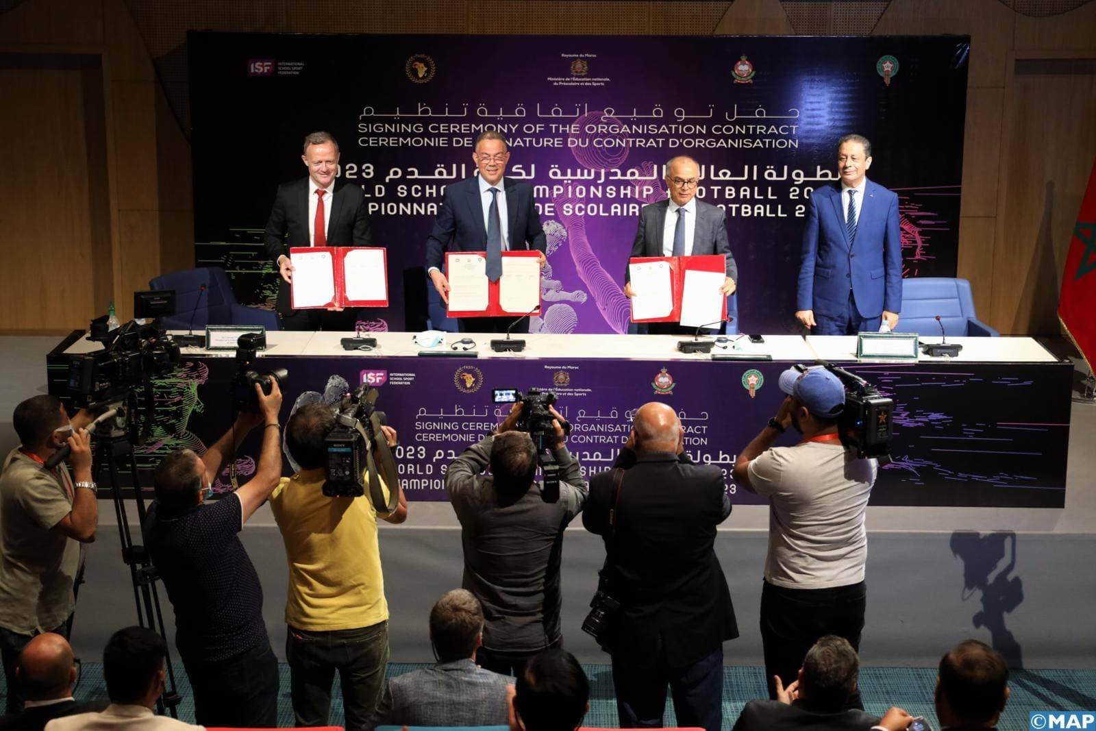 MAROC: Signature du contrat d'organisation du championnat du monde scolaire de football 2023