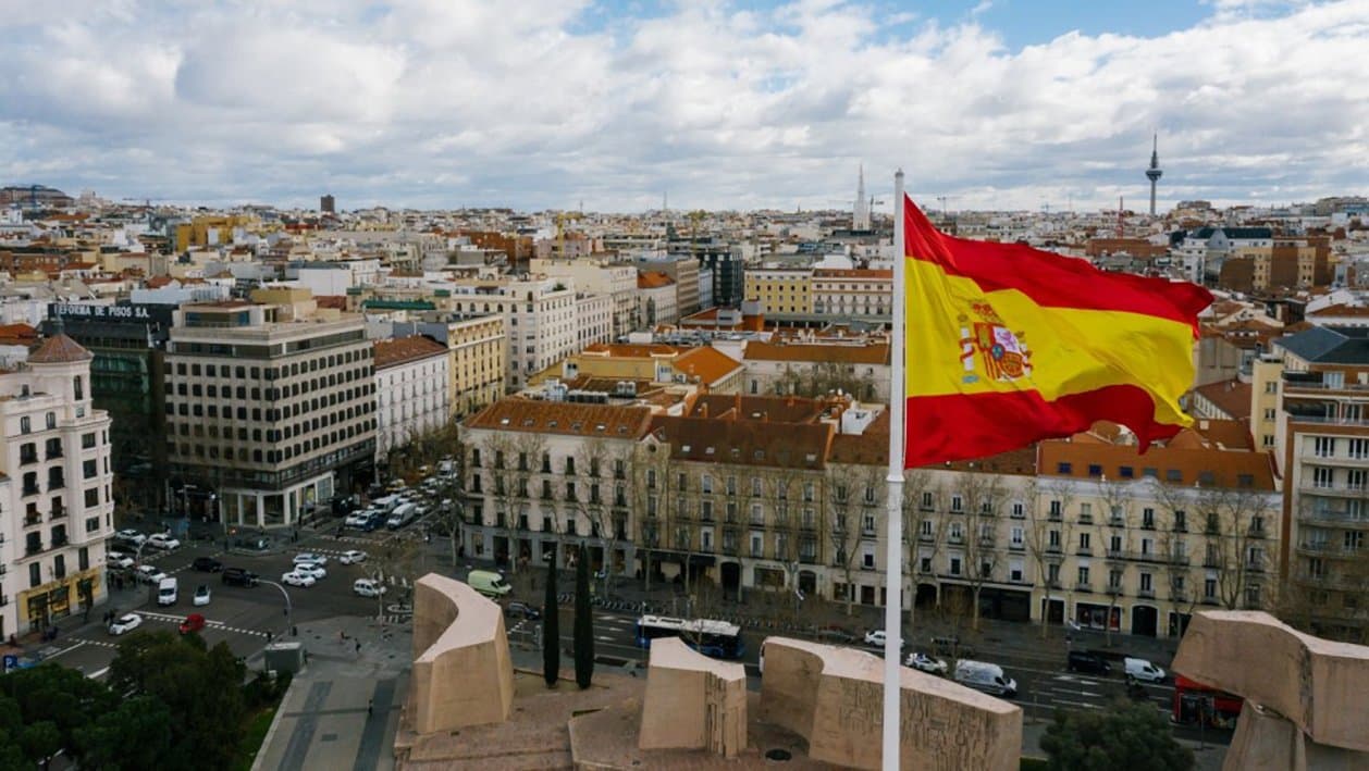 Espagne : Le gouvernement souligne la “solidité” de l’économie après la hausse du PIB au 2T