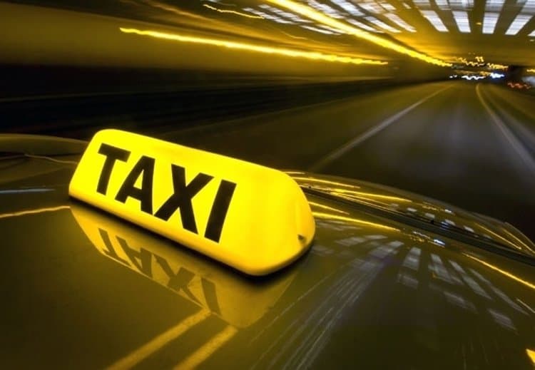 Interpellation du chauffeur de taxi ayant escroqué un youtubeur à Marrakech