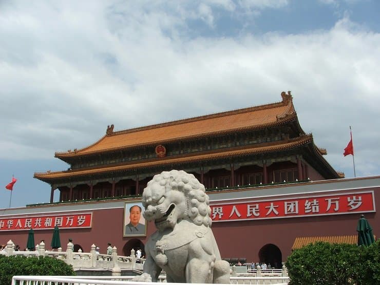La Chine juge "inacceptables" les tests Covid demandés à ses voyageurs