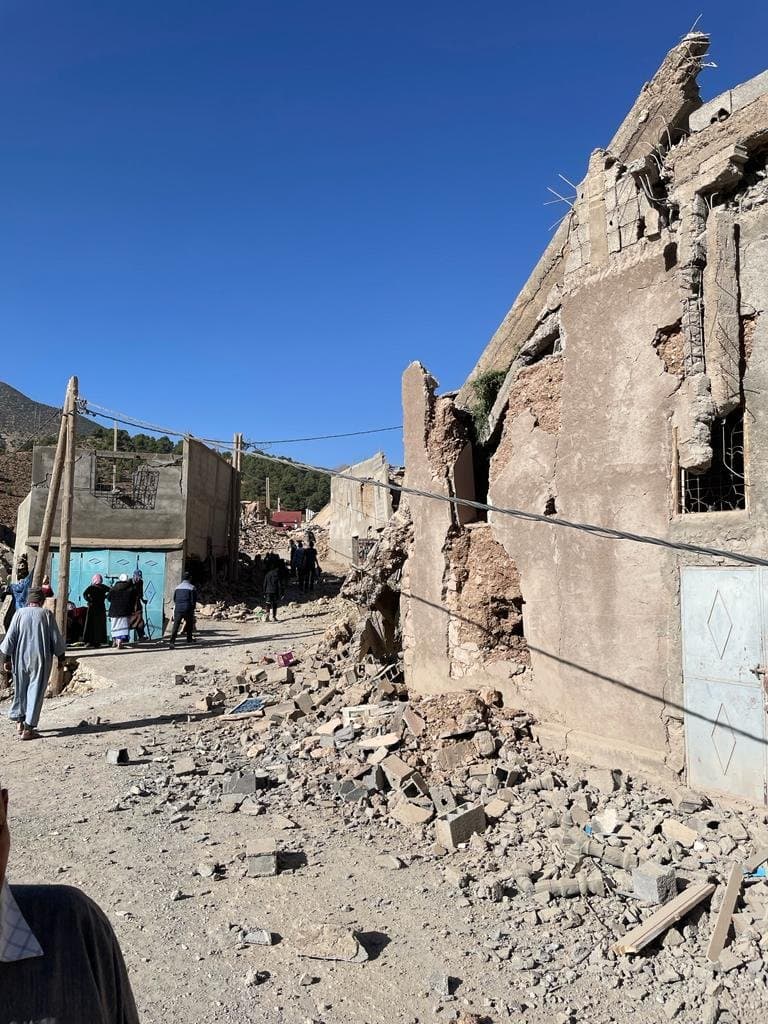 Séisme au Maroc: le bilan monte à 2.497 morts et 2.476 blessés