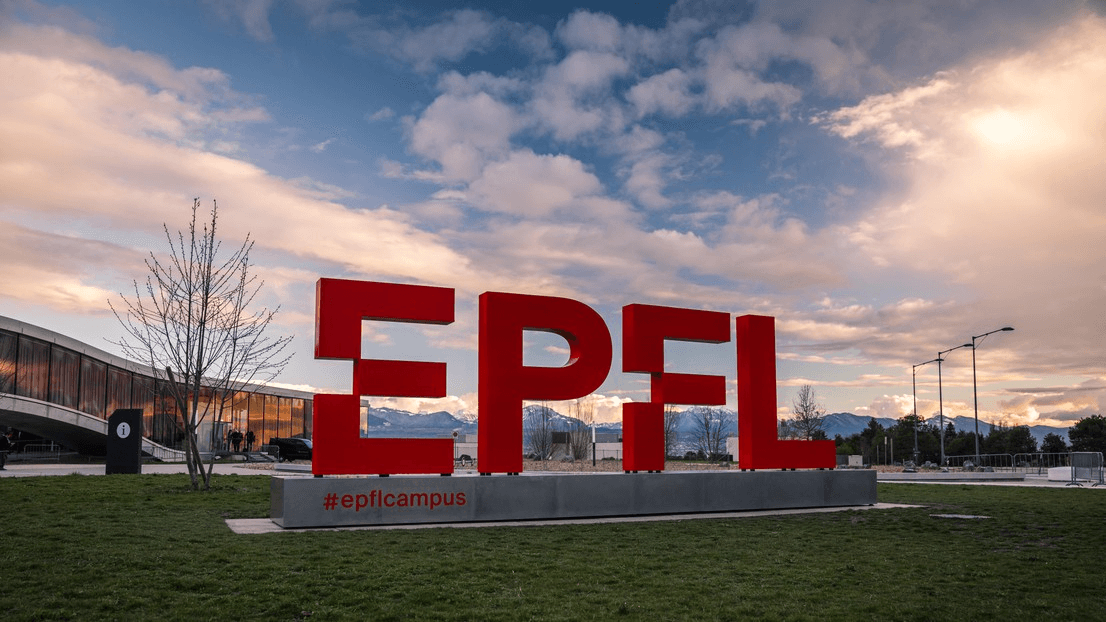 Le Forum EPFL 2023 : Airlod Révolutionne les Cartes de Visite avec sa Solution Digitale