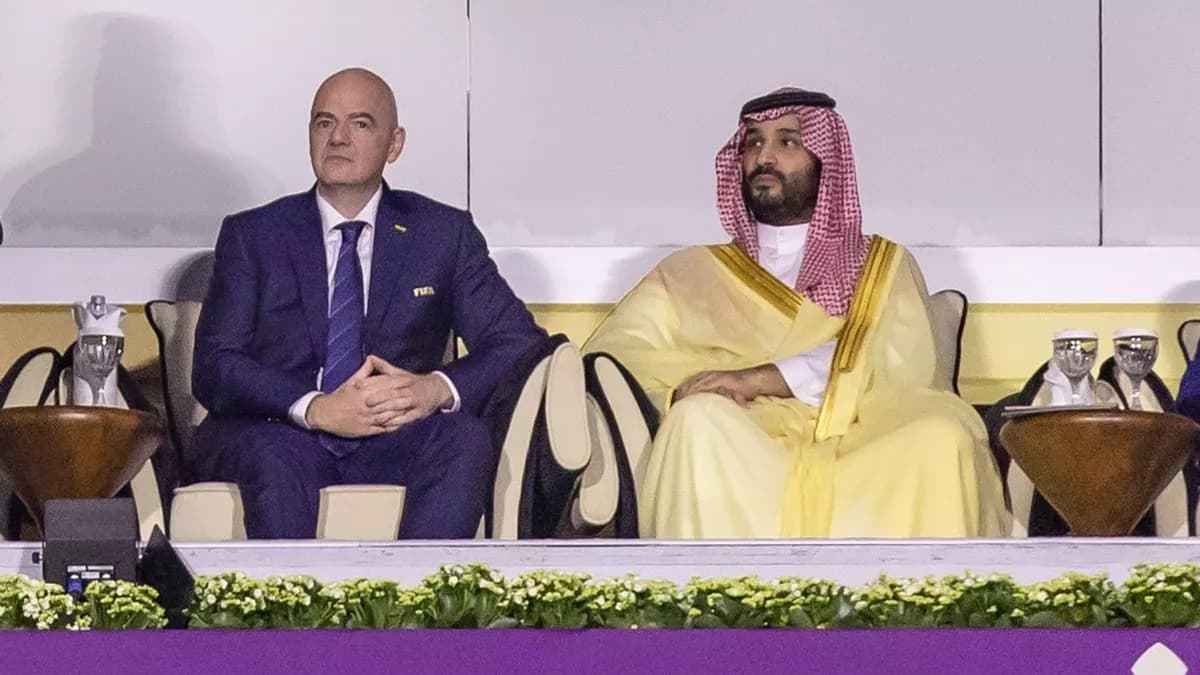 Gianni Infantino annonce : la Coupe du Monde 2034 se tiendra en Arabie Saoudite.