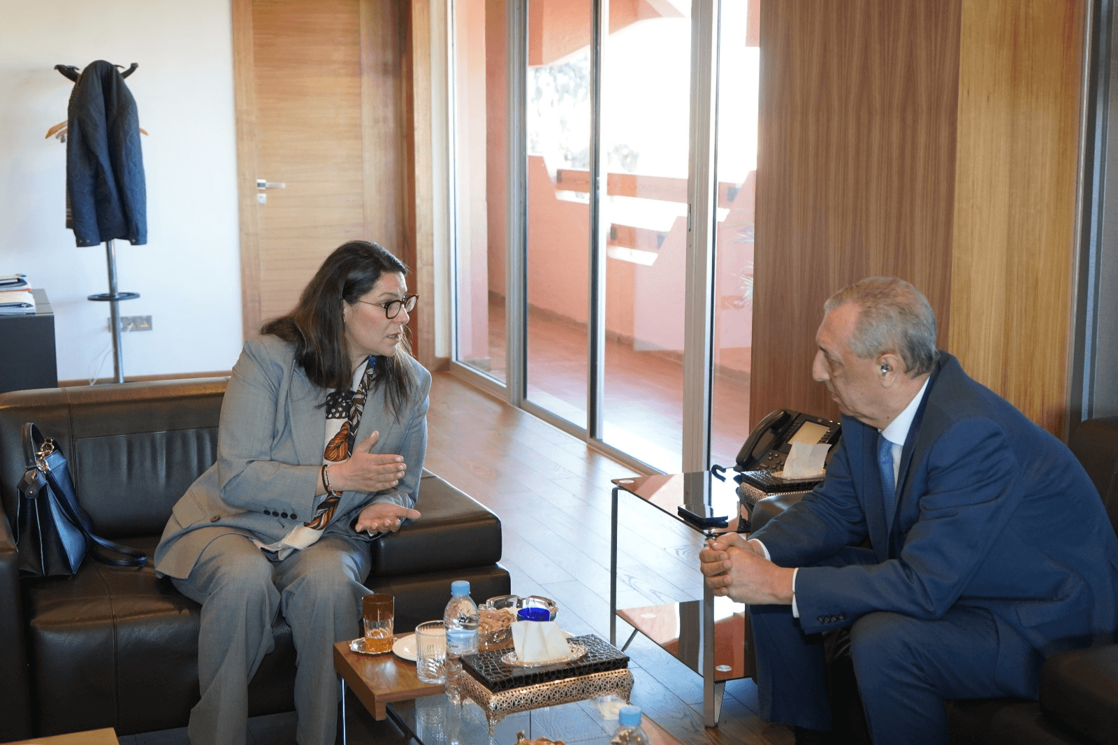 Rencontre Institutionnelle à Marrakech : Le Wali et la Présidente du Conseil Unissent leurs Forces pour le Développement de la Ville.