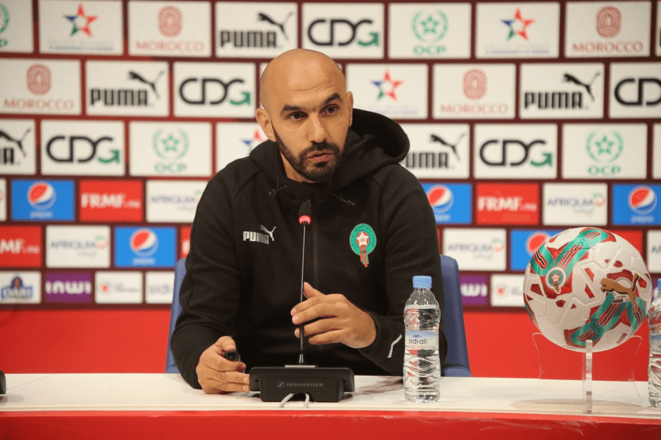 Qualifications pour la Coupe du Monde 2026 : Walid Regragui fait appel à El Yamiq et Bouchouari.