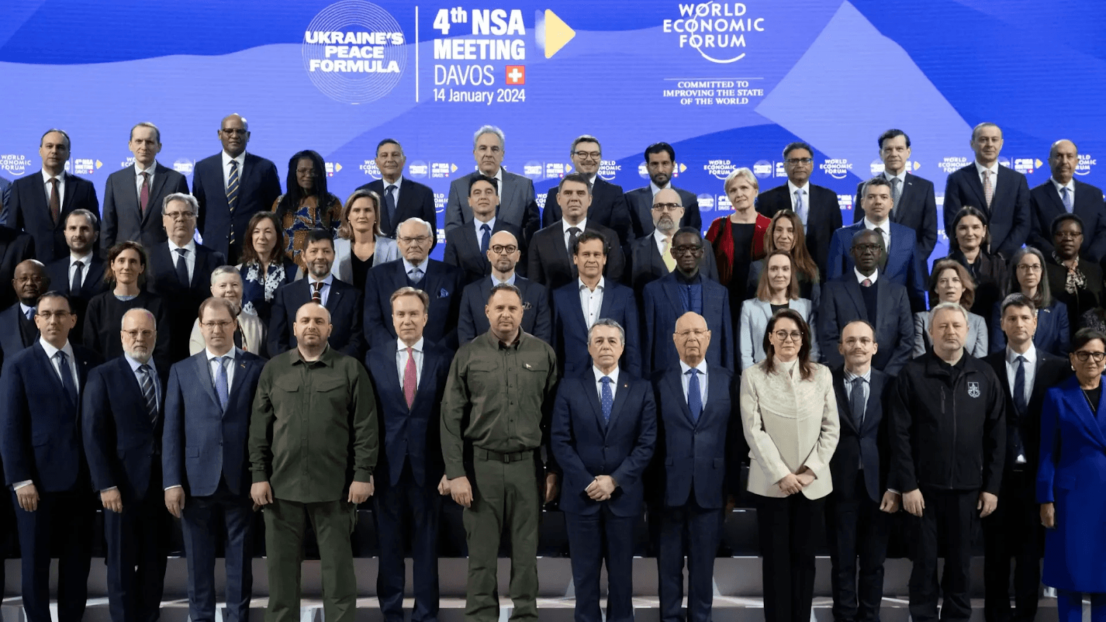 83 pays discutent d'un plan de paix en Ukraine.