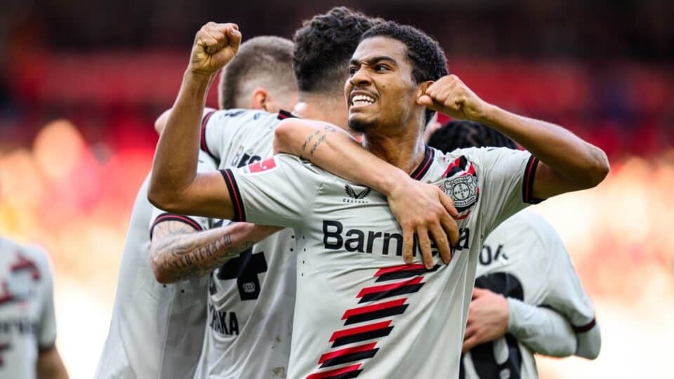 Amine Adli parmi les meilleurs joueurs de la Bundesliga : L'équipe idéale du championnat allemand.