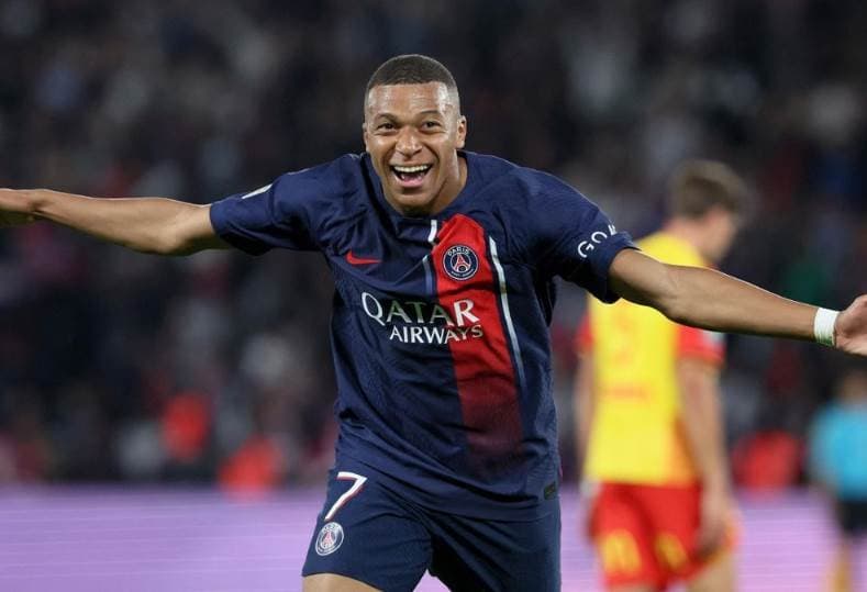 Mbappé propulse le PSG en quarts de finale de la Ligue des champions