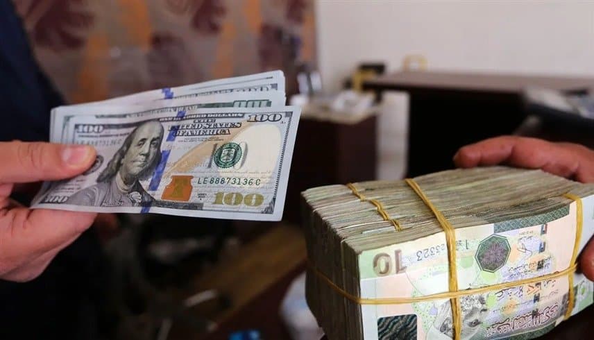 Le Parlement libyen dévalue le dinar et impose une taxe sur les devises étrangères
