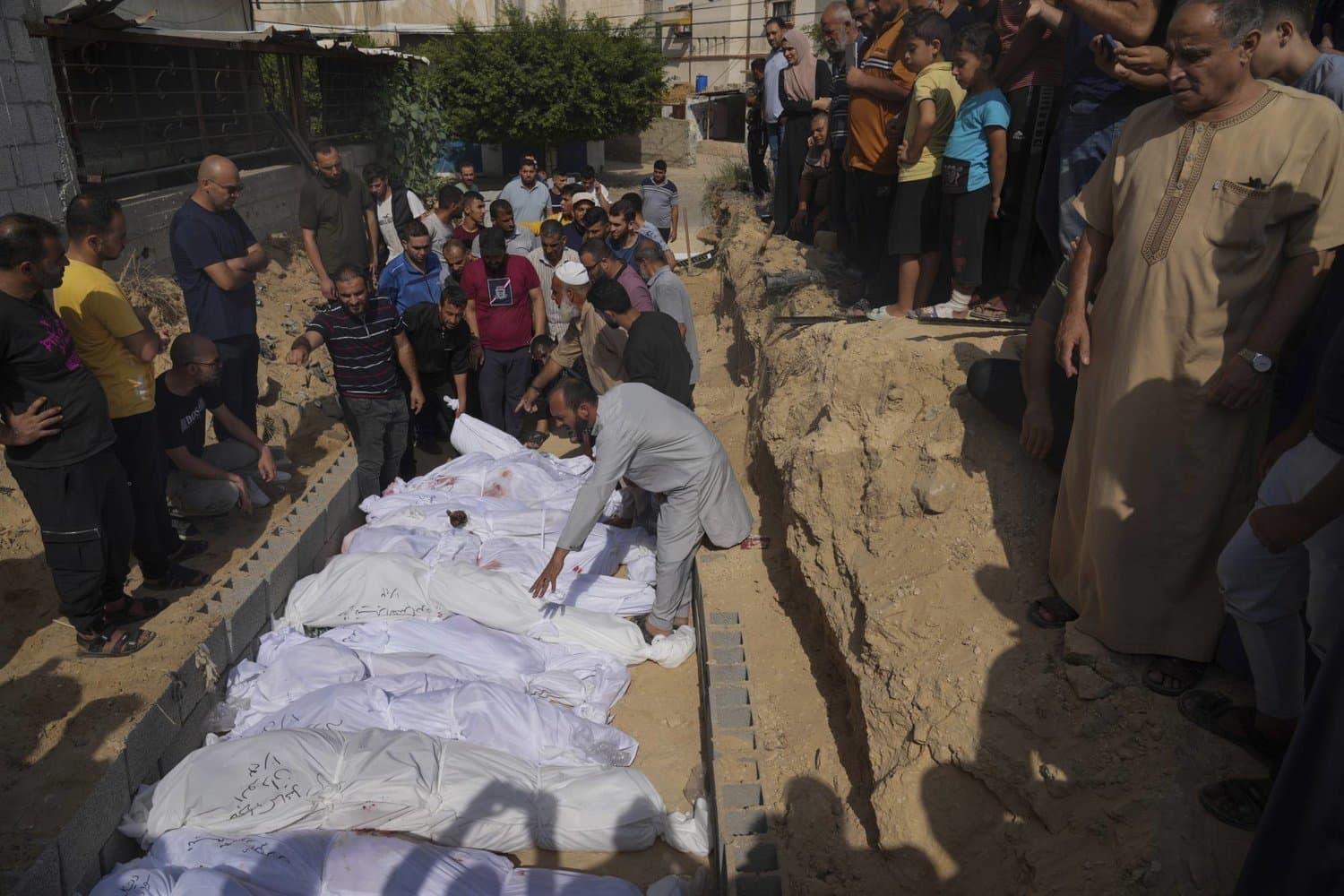 L'augmentation du bilan des victimes de la guerre à Gaza s'élève à 32 705 morts
