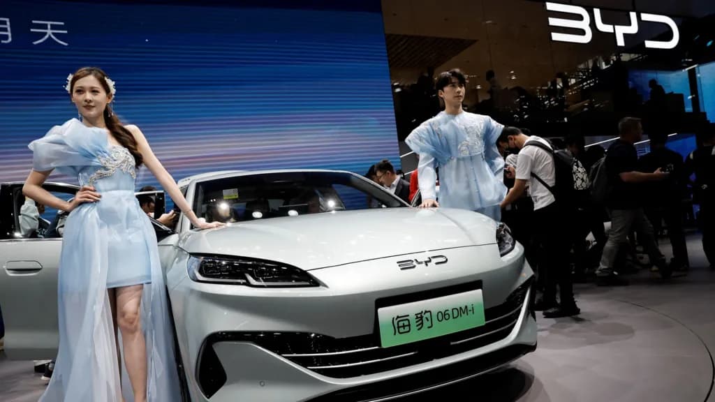 La société chinoise BYD constate une baisse de ses bénéfices et de ses ventes