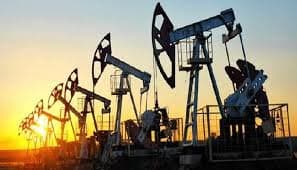 Les prix du pétrole baissent suite à l'attaque iranienne contre Israël