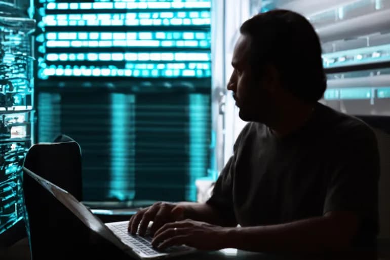 L'infrastructure détruit leurs espoirs. Les programmeurs perdent leur emploi en Égypte.