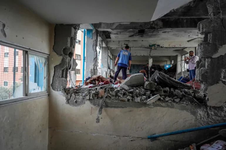Demande une enquête sur le ciblage par Israël d'une école abritant des personnes déplacées à Gaza