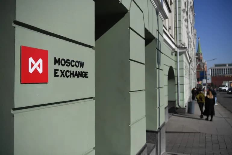 L’Occident lance une « bombe économique » face à la Russie. Moscou répondra-t-il par une guerre ouverte ?