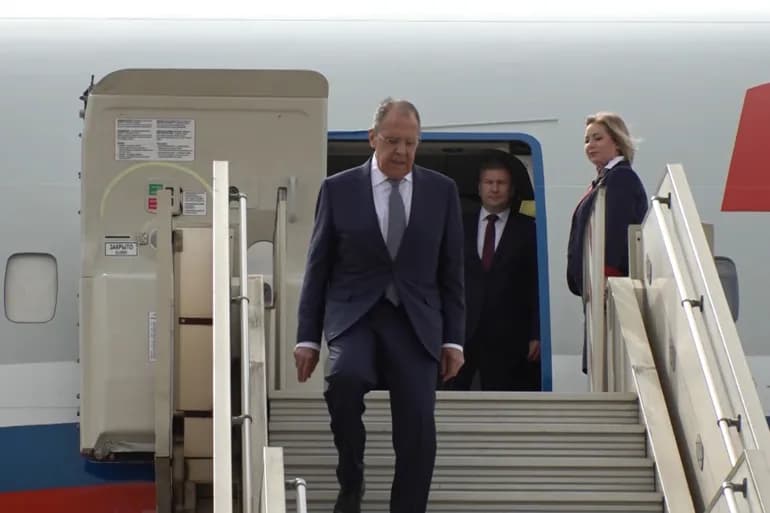 Son ministre des Affaires étrangères est en tournée en Afrique… Quel avenir pour la Russie dans la région ?