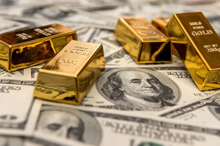 Les attentes en matière d’intérêt augmentent pour l’or et le pétrole et le dollar se stabilise