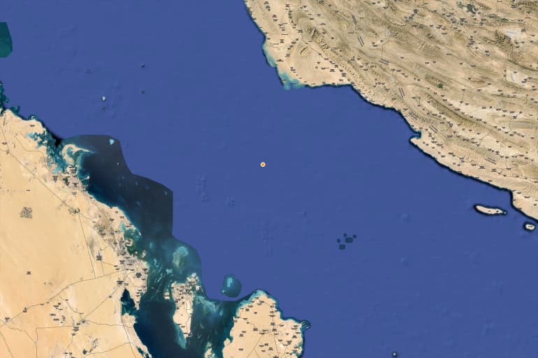 Des images satellite montrent un porte-avions américain à 40 milles marins de l'Iran