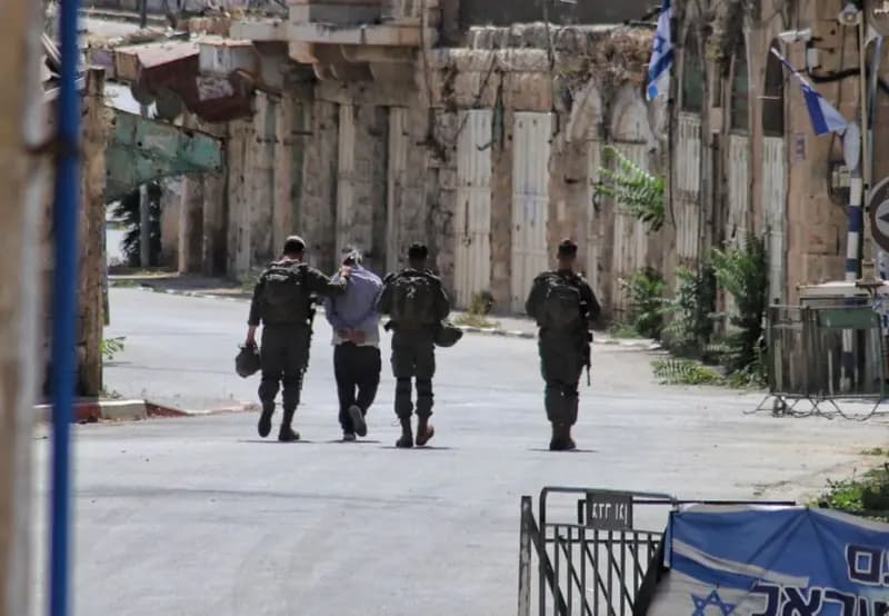 3 Israéliens ont été blessés dans une fusillade en Cisjordanie et l'auteur de l'attaque est recherché