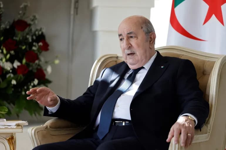 Le président algérien annonce sa candidature à un second mandat