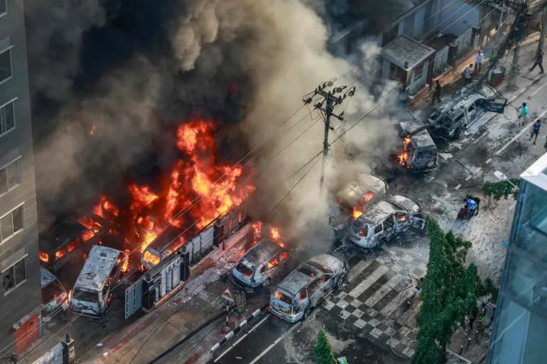 Plus de 100 morts, couvre-feu et coupure d'internet au Bangladesh après des manifestations sanglantes
