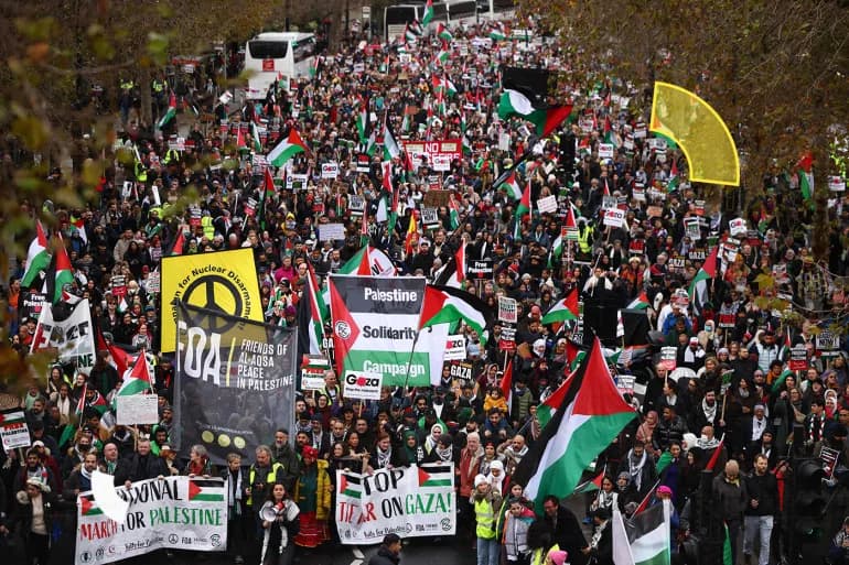 La Grande-Bretagne dément les informations selon lesquelles elle aurait suspendu ses exportations d'armes vers Israël