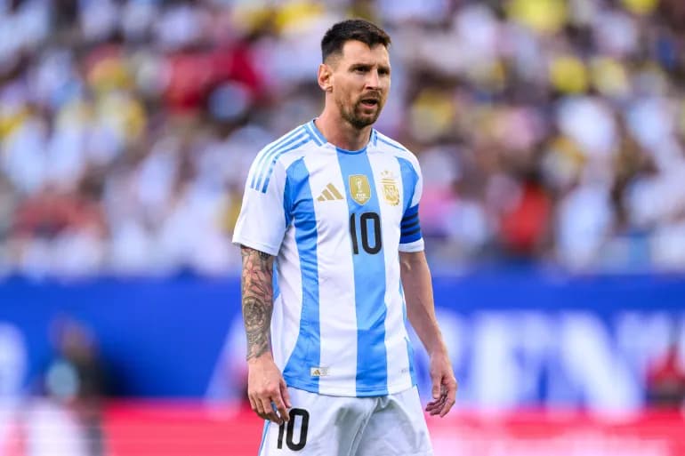 Les 11 meilleurs joueurs de football sud-américains de l'histoire