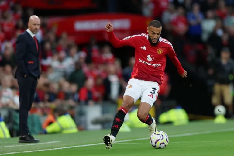 Ten Hag évalue la performance du Marocain Mazraoui avec Manchester United
