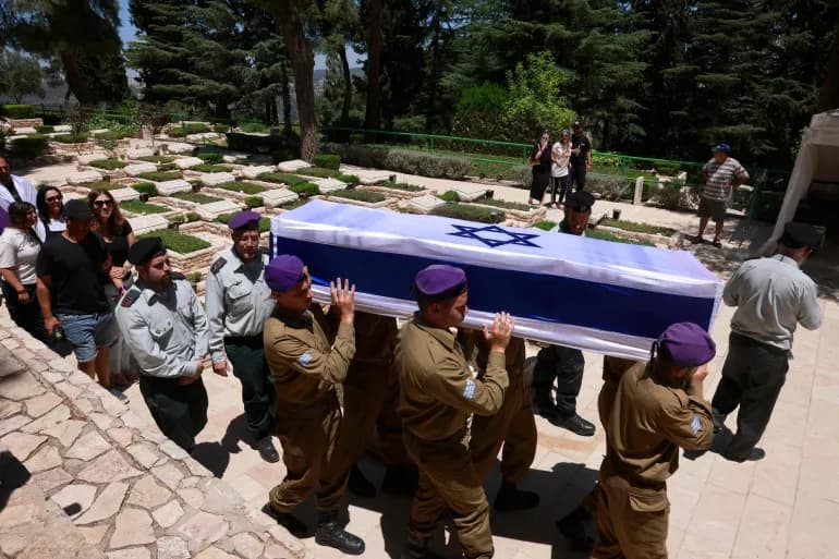 Israël annonce la récupération des corps de 6 prisonniers à Gaza et les exigences de l'accord entourent Netanyahu