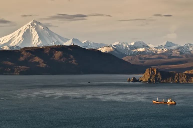 Ministère russe des Situations d'urgence : Il n'y a aucune crainte de tsunami après le tremblement de terre du Kamtchatka