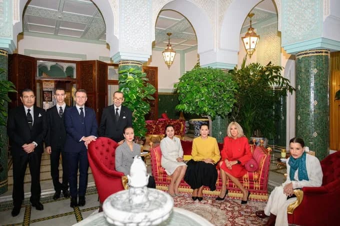 Macron invite Sa Majesté le Roi à une visite d'État en France