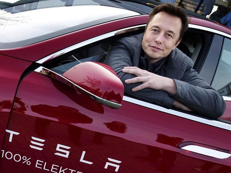 Musk gagne 33 milliards de dollars grâce à l'augmentation des actions Tesla