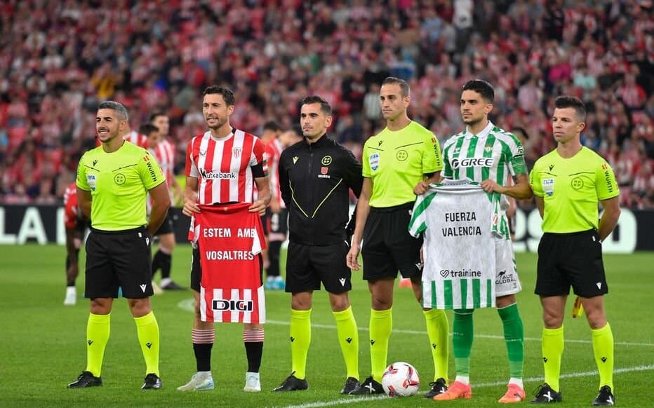 Inondations en Espagne: minute de silence lors des matchs européens de l'UEFA