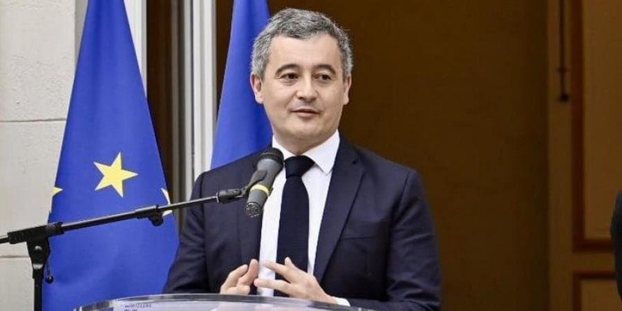 Darmanin propose de supprimer la dispense de visa pour les officiels algériens