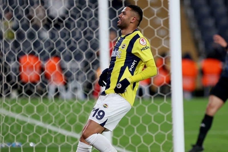 José Mourinho : En-Nesyri souffre d'une blessure au genou