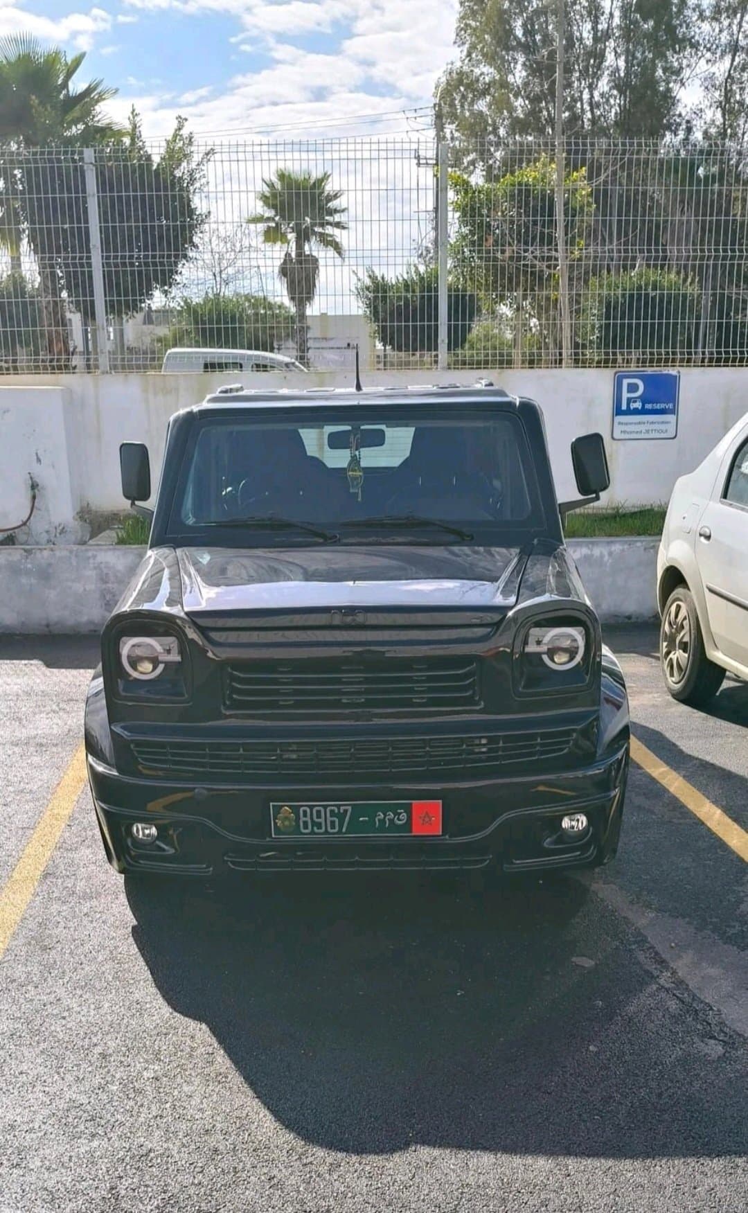NEO Motors livre sa première série de véhicules aux Forces Armées Royales