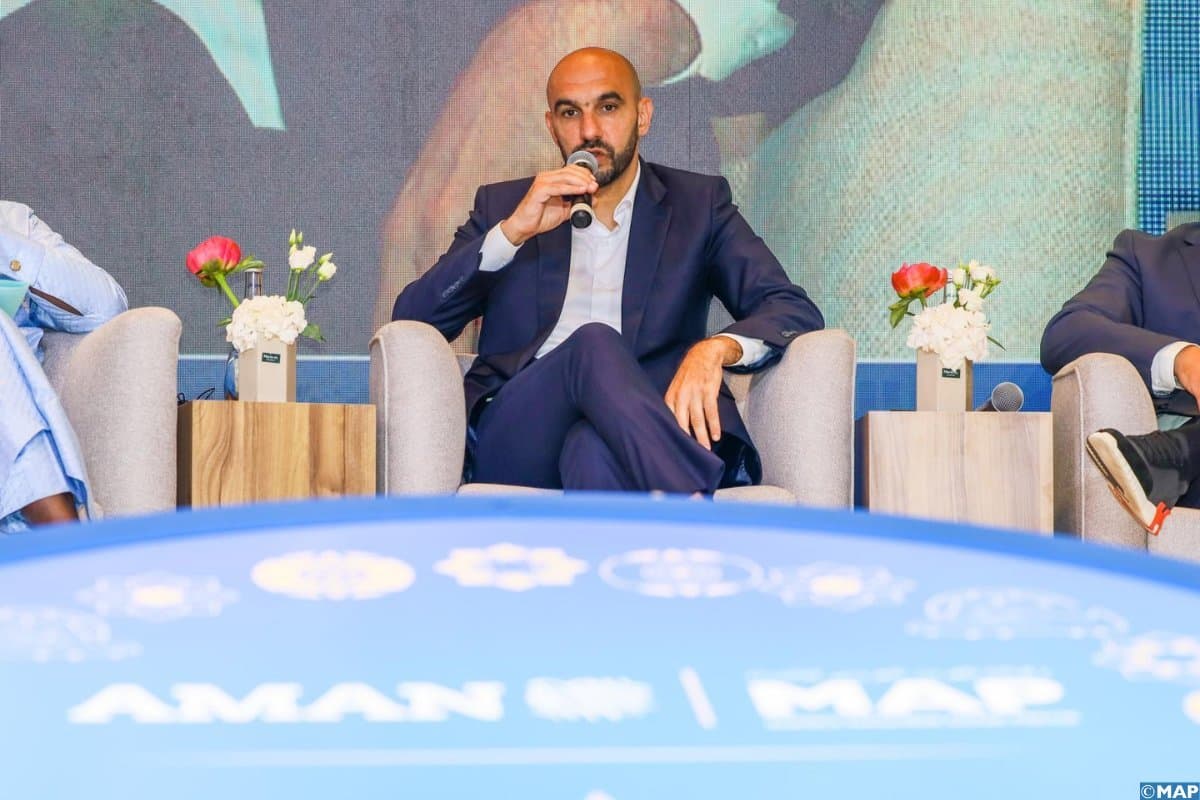 Regragui: Le football, lien entre peuples et cultures