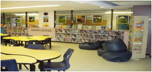 Laâyoune : une école enrichie de 12 bibliothèques scolaires