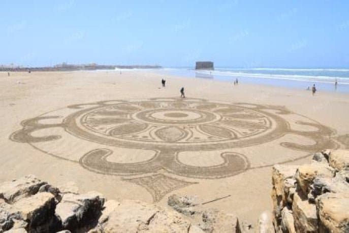 Tarfaya: Le sable devient art sous les mains d’Ali Salem Yara