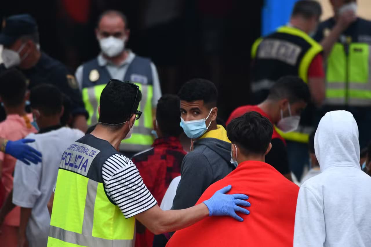 Madrid organise le transfert de mineurs migrants