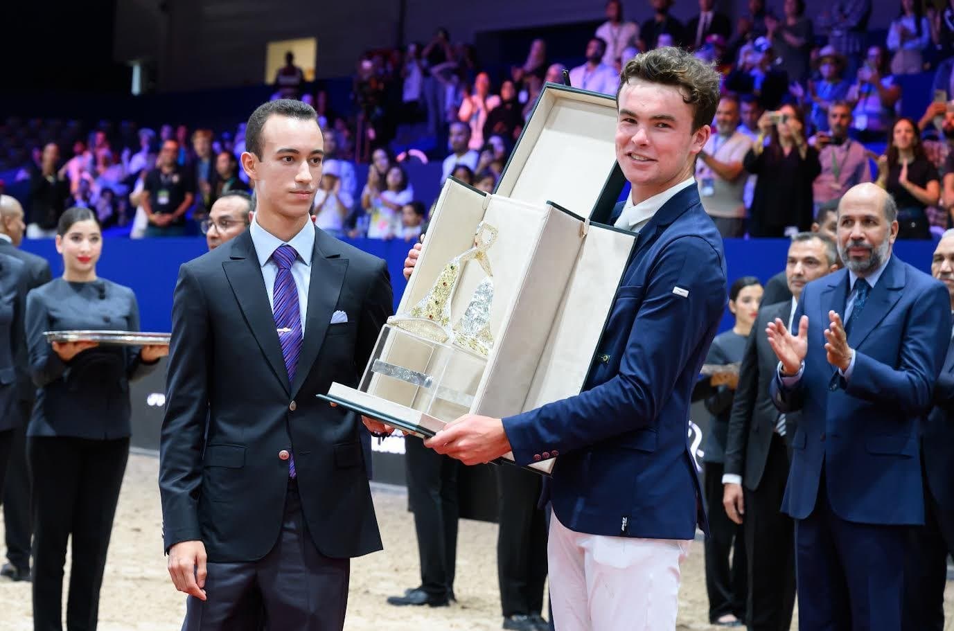 SAR Moulay El Hassan remet le Grand Prix du Roi