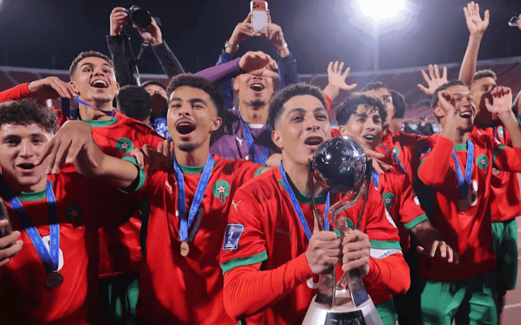 SM le Roi honore les champions du monde U20