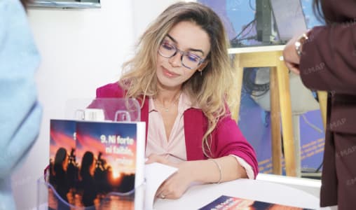 SIEL: Zineb Bouazzaoui signe son nouveau livre