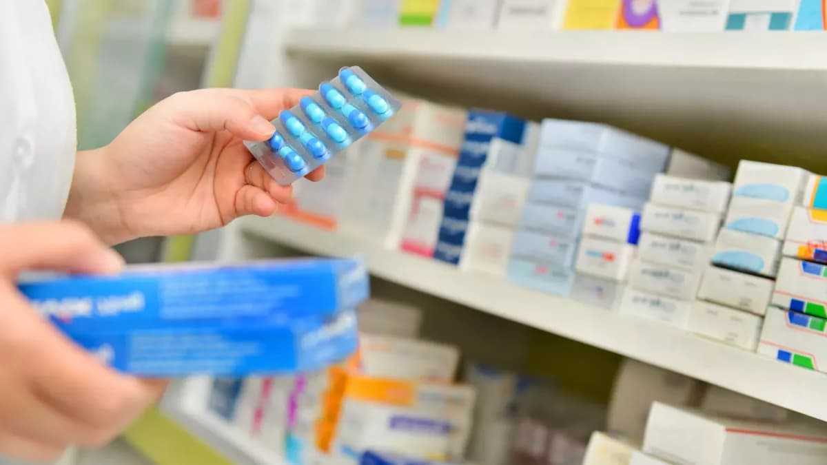 Médicaments: Un nouveau texte adopté au Parlement