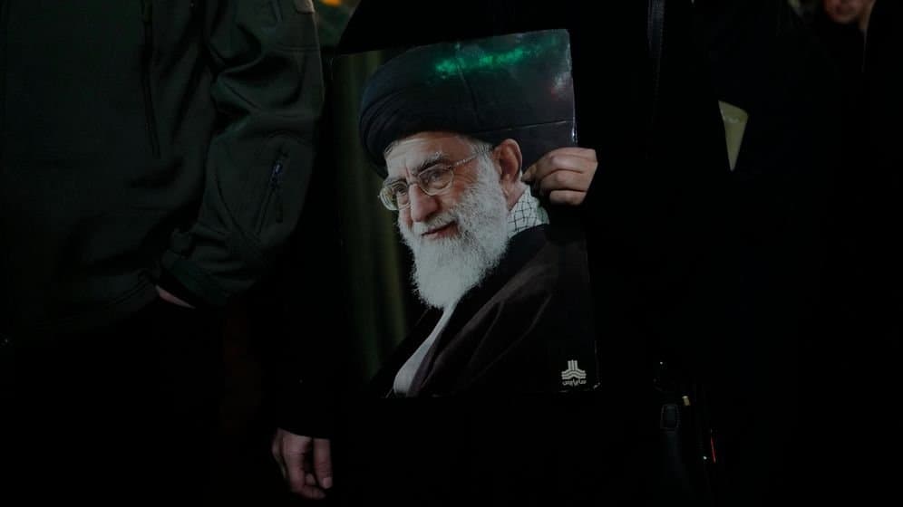 Iran: Hommage national à Ali Khamenei à Téhéran