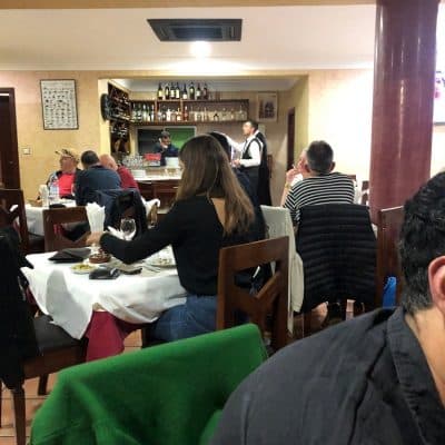 M’diq: Deux bars entretiennent la mémoire espagnole de la ville