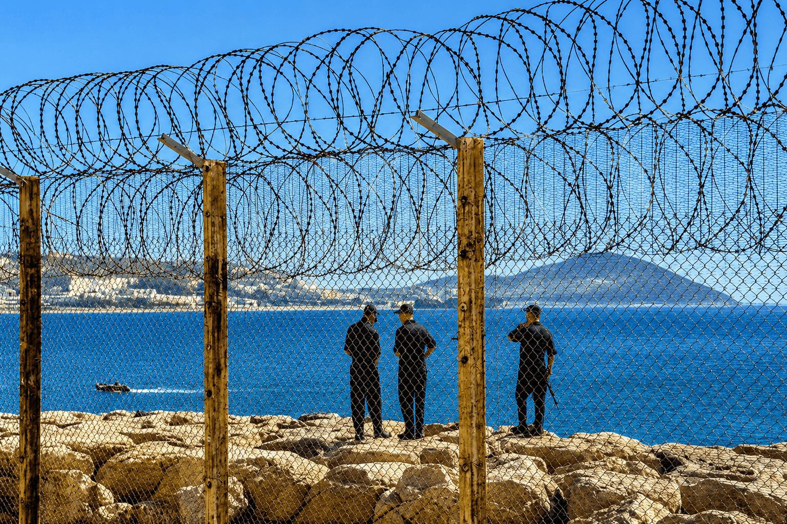 Ceuta: Madrid recentralise sa réponse après des signaux contradictoires