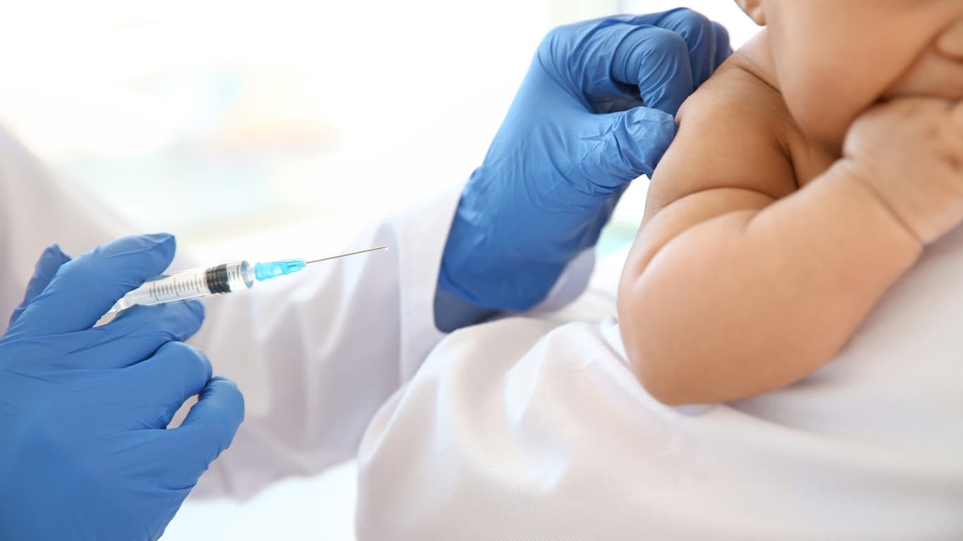Diphtérie au Maroc : Les médecins alertent sur l’oubli des rappels vaccinaux